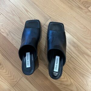 Steve Madden Black Leather Sandals
